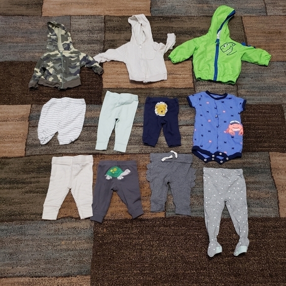 Baby boys size newborn winter clothing bundle of 11, pants, jackets - Picture 6 of 6